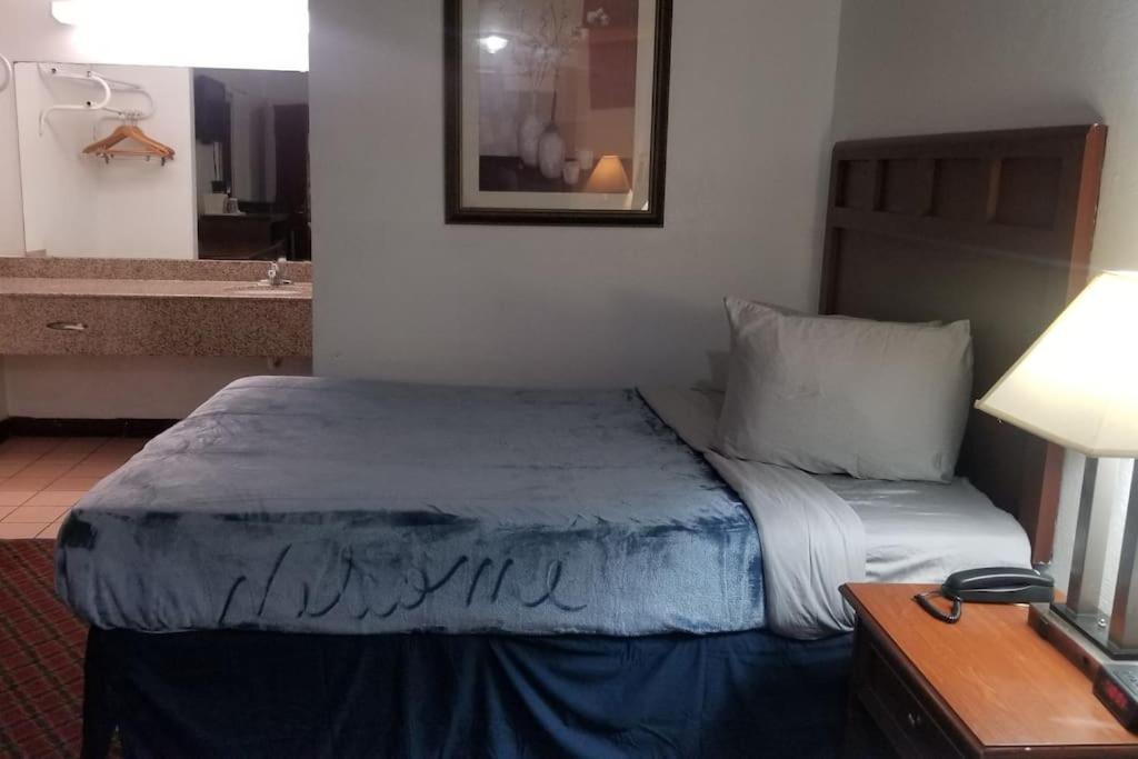 Osu 2 Queen Beds Hotel Room 230 Wi-Fi Stillwater Exterior photo